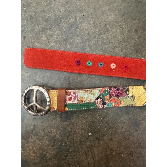 Y2K Lucky Brand Patchwork Belt Peace Sign Buckle Boho Hippie Festival - Picture 2 of 5